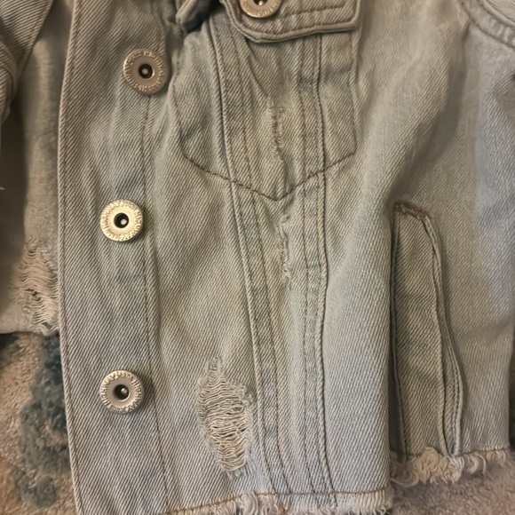 Cropped Jean jacket (s) - Picture 4 of 6